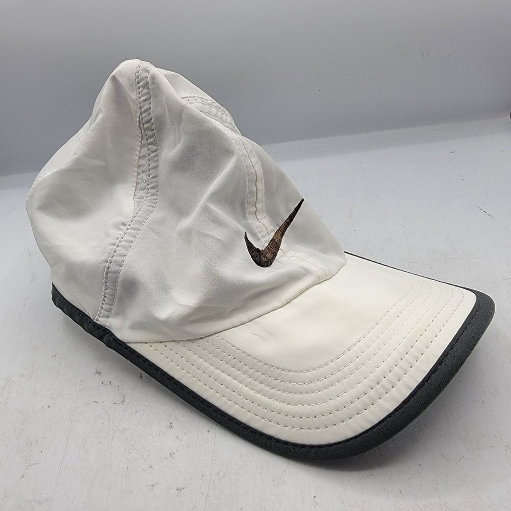 Nike Featherlight Dri Fit White Athletic Hats Adults Unisex Lightweight - Picture 2 of 6